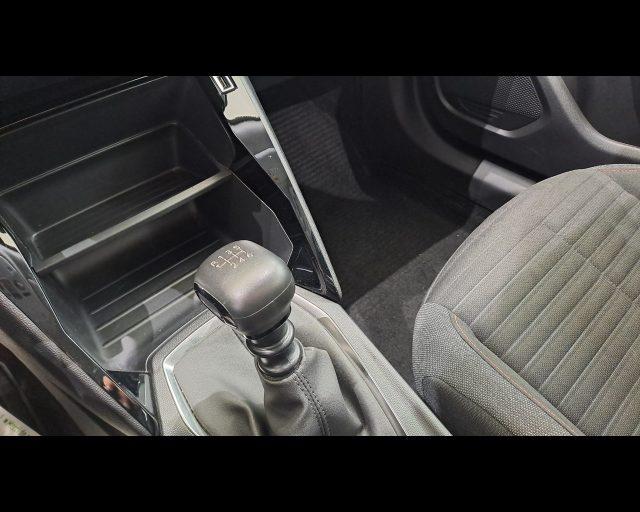 PEUGEOT 2008 1.2 puretech Active s&s 130cv