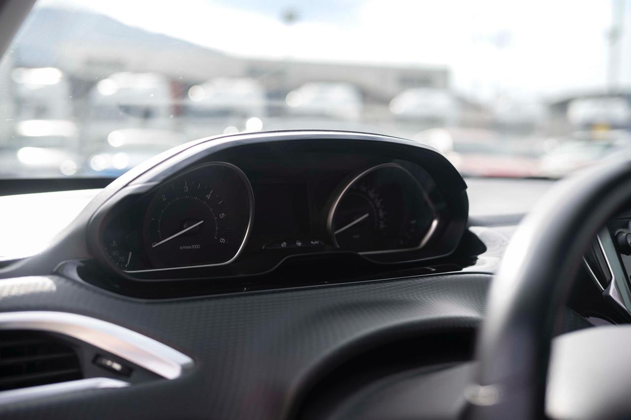 Peugeot 2008 1.6 120 gancio