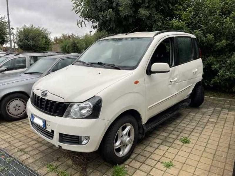 Mahindra Quanto Quanto C8 2.2 2WD N1