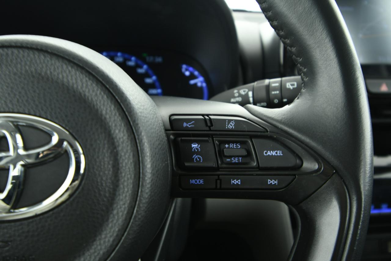 TOYOTA Yaris Cross 1.5h Business fwd 116cv e-cvt CAMERA+ACC+APP CONNECT