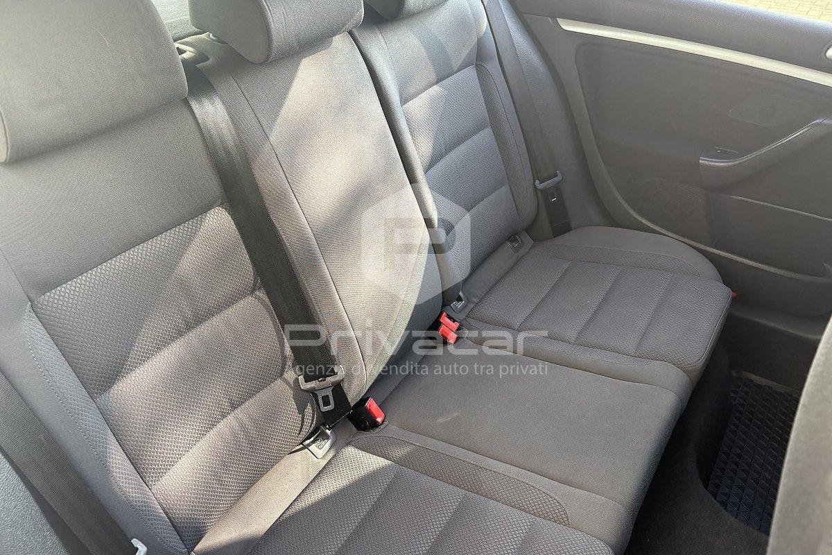 VOLKSWAGEN Golf 1.6 16V FSI 5p. Comfortline