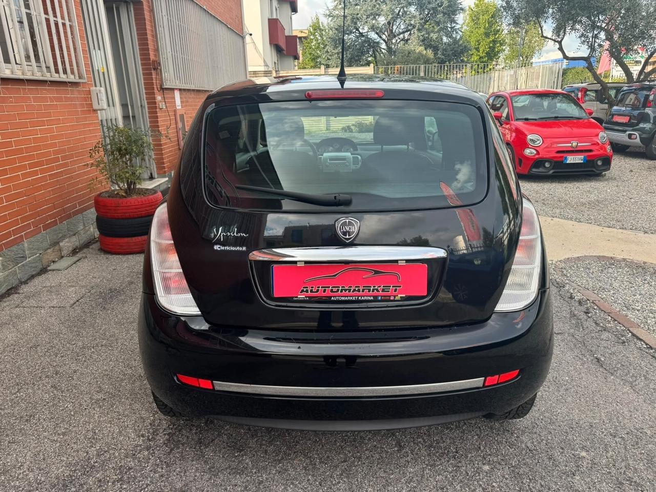 Lancia Ypsilon 1.2 69 CV Unyca