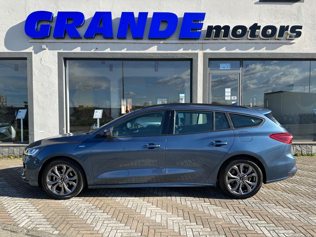 Ford Focus 1.0 EcoBoost Hybrid 125 CV SW ST-Line