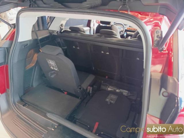 PEUGEOT 5008 BlueHDi 130 S&S EAT8 Allure