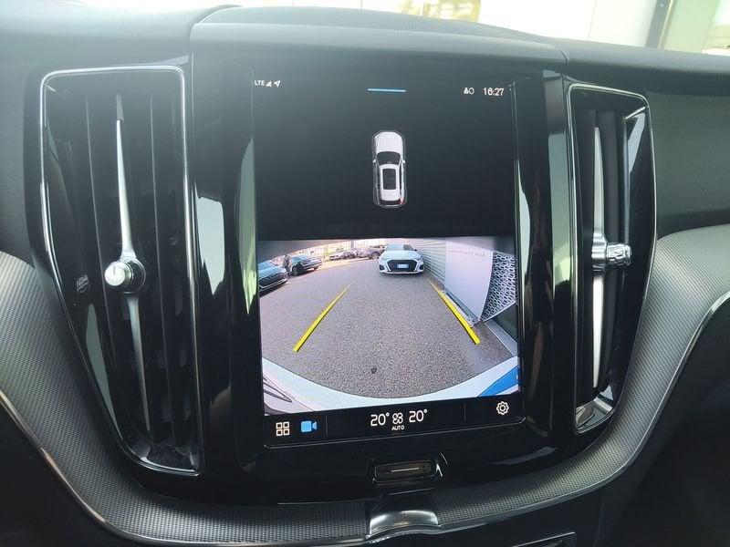 Volvo XC60 XC60 B4 (d) AWD automatico Plus Dark