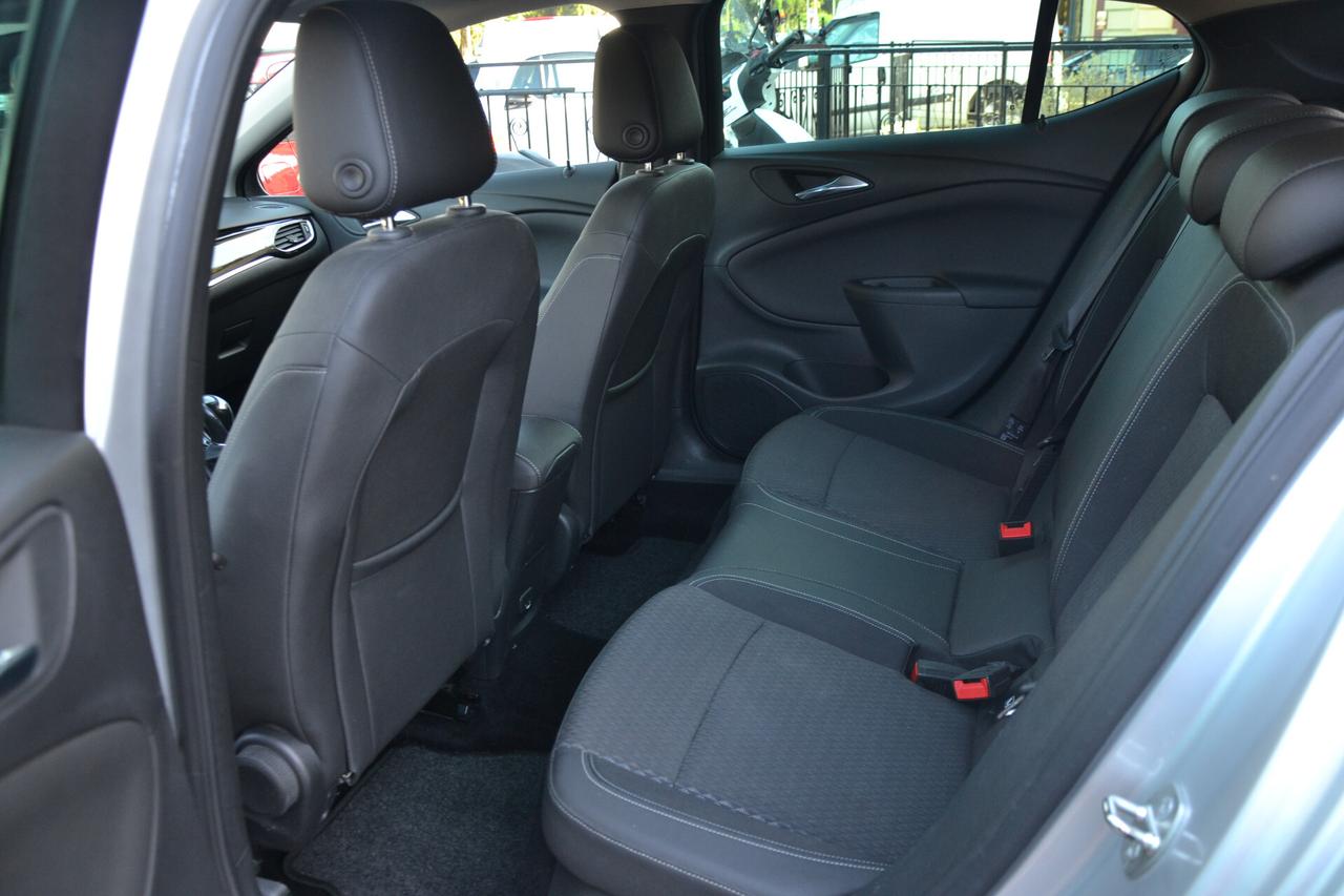 Opel Astra 1.6 CDTi 110CV 4 CILINDRI INNOVATION **UNIPRO'**