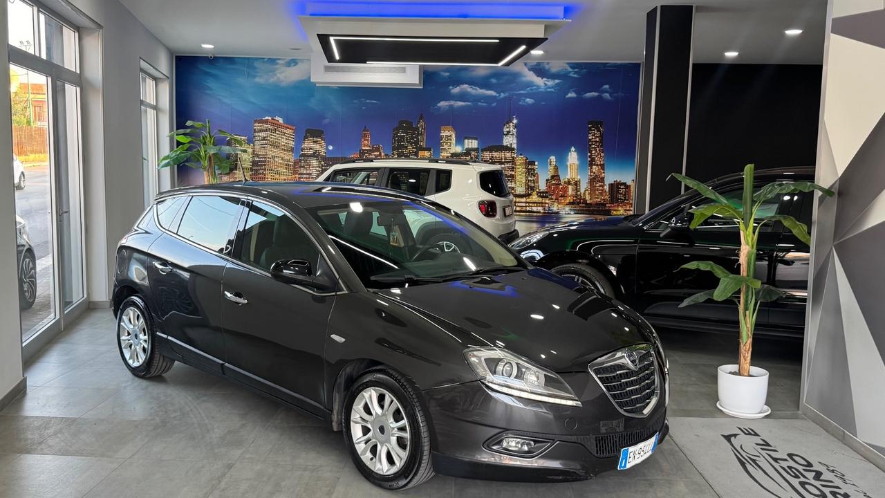 Lancia Delta 1.6 MJT DPF Gold-2012