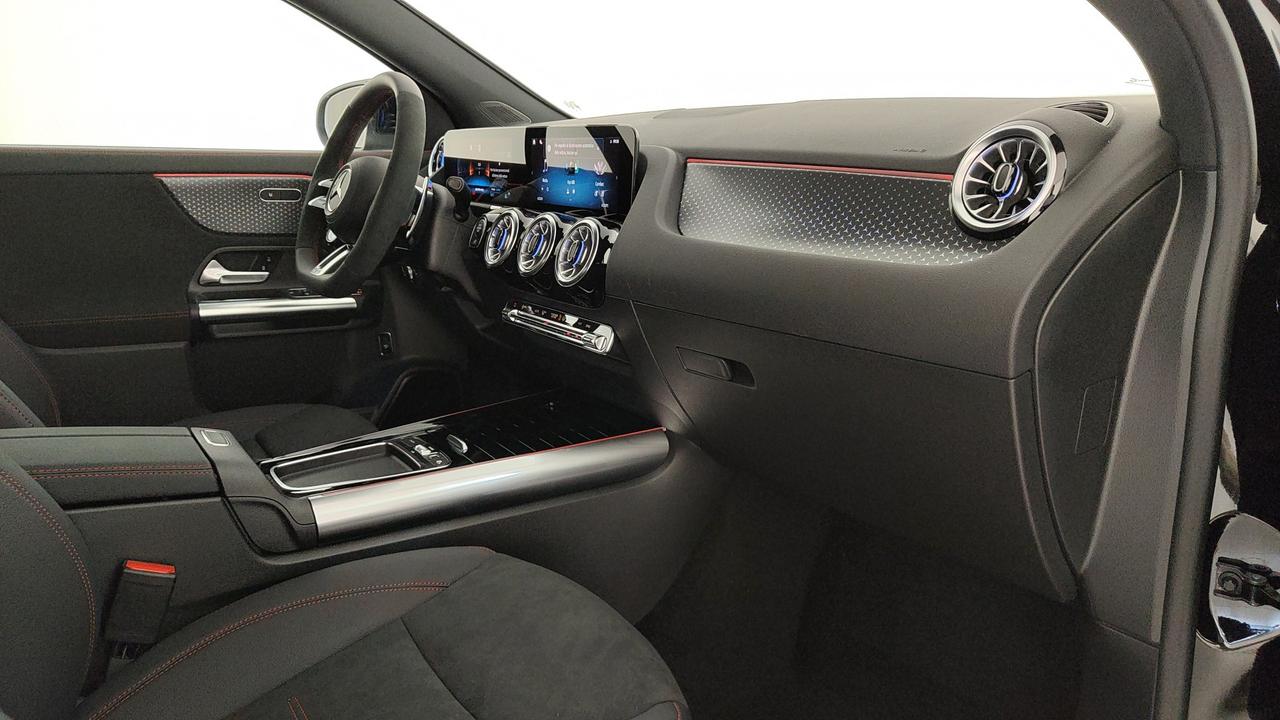 Mercedes-Benz Mercedes-AMG GLA 35 4MATIC