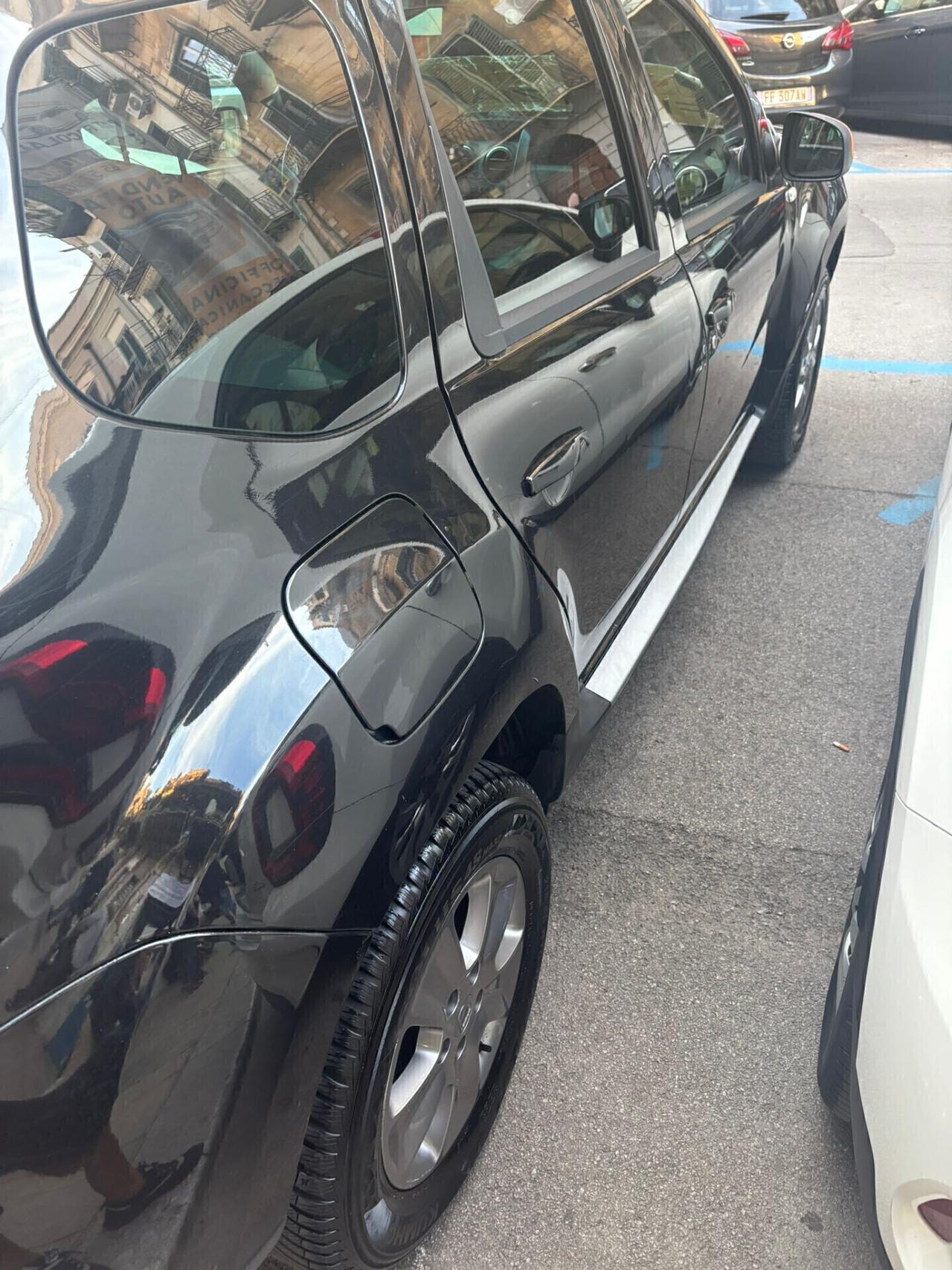 Dacia Duster 1.5 dCi 110CV 4x4 Lauréate FINANZIABILE