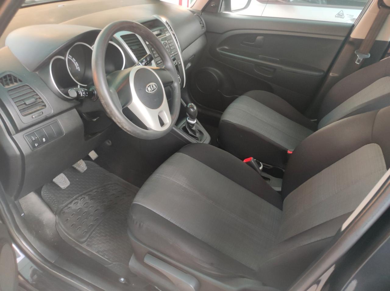 Kia Venga 1.4 CRDi 90CV Cool