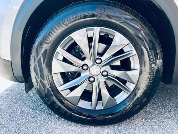 Peugeot 2008 1.2 100 cv S&S 33MILA KM