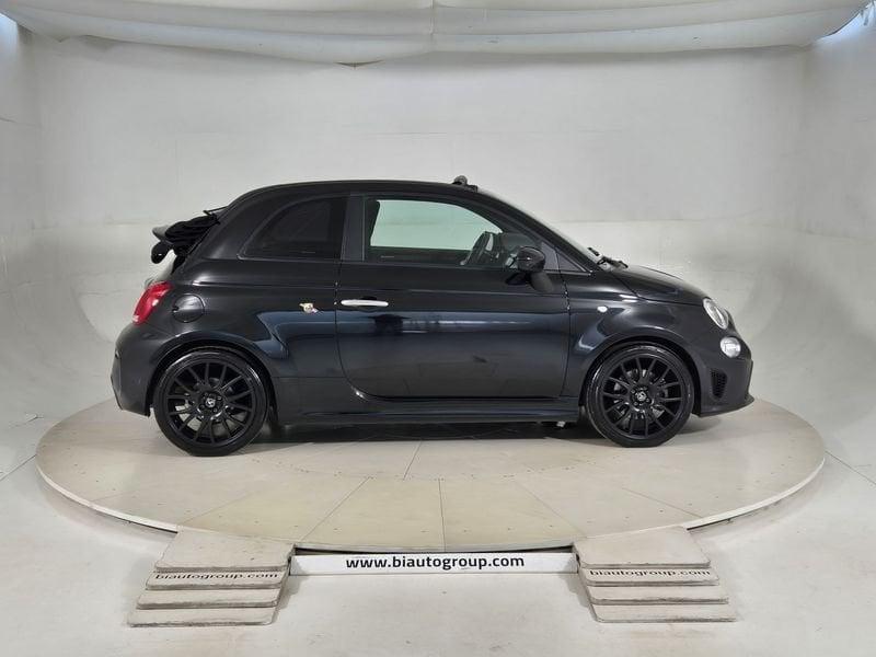 Abarth 595 595C 2016 595C 1.4 t-jet Competizione 165cv