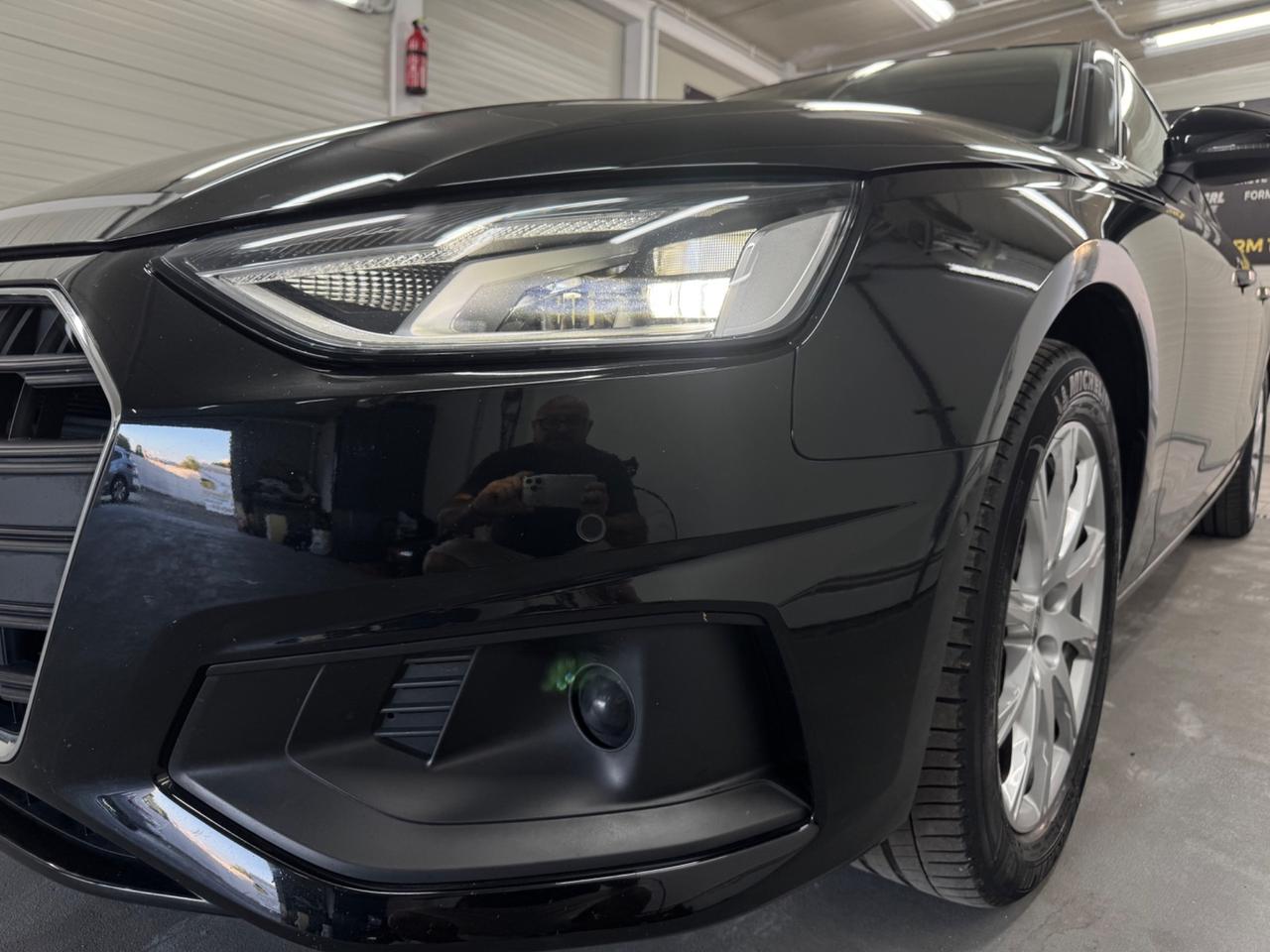 Audi A4 30 TDI/136 CV S tronic Business