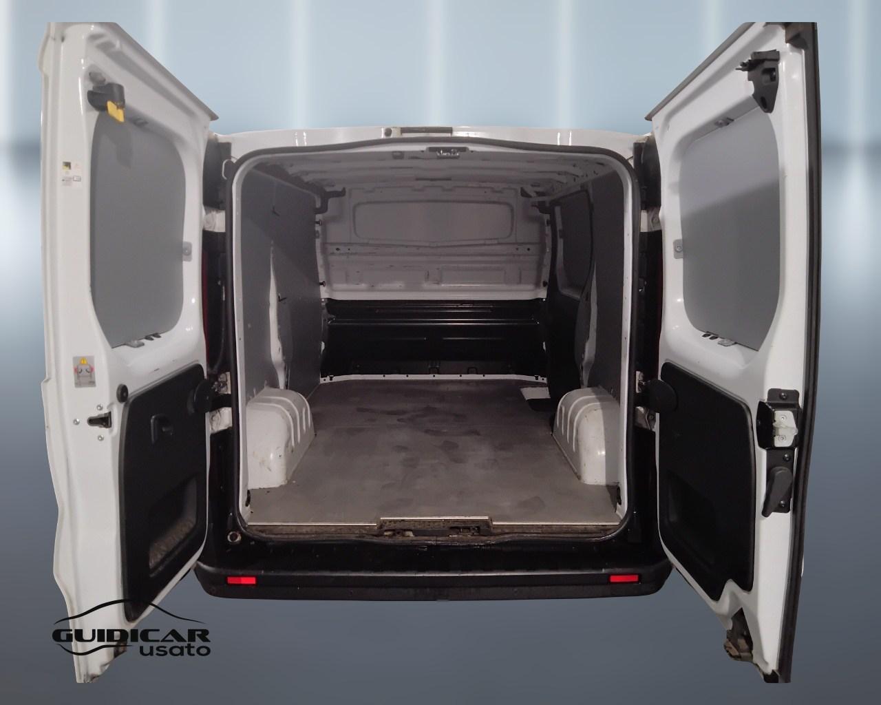 RENAULT Trafic IV 27 2019 - trafic T27 2.0 dci 120cv L1H1 Ice