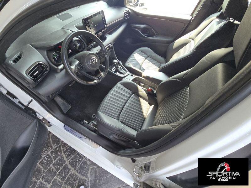 Toyota Yaris HYBRID FULL OPTIONAL!