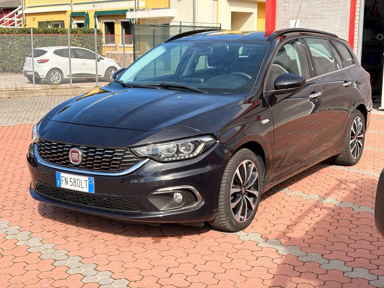 Fiat Tipo 1.6 Lounge - Neopatentati