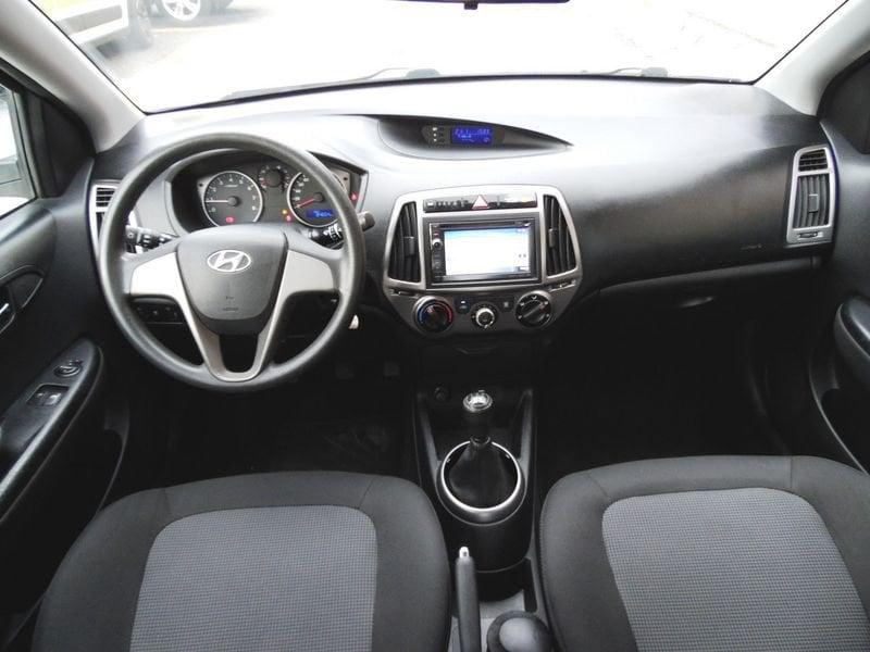 Hyundai i20 i20 1.2 5p. Sound Edition CON SOLO 84.000 KM.