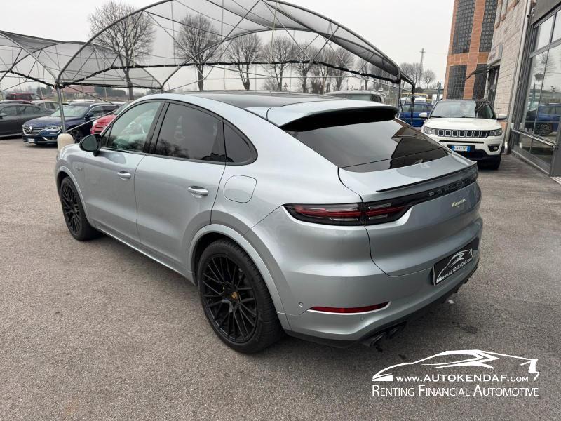 Porsche Cayenne Coupe 3.0 e-hybrid 5p.ti tiptronic SUBENTRO LEASING