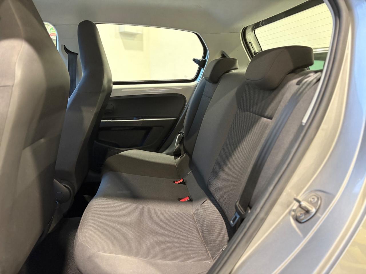 Volkswagen up! 1.0 75 CV 5p. high