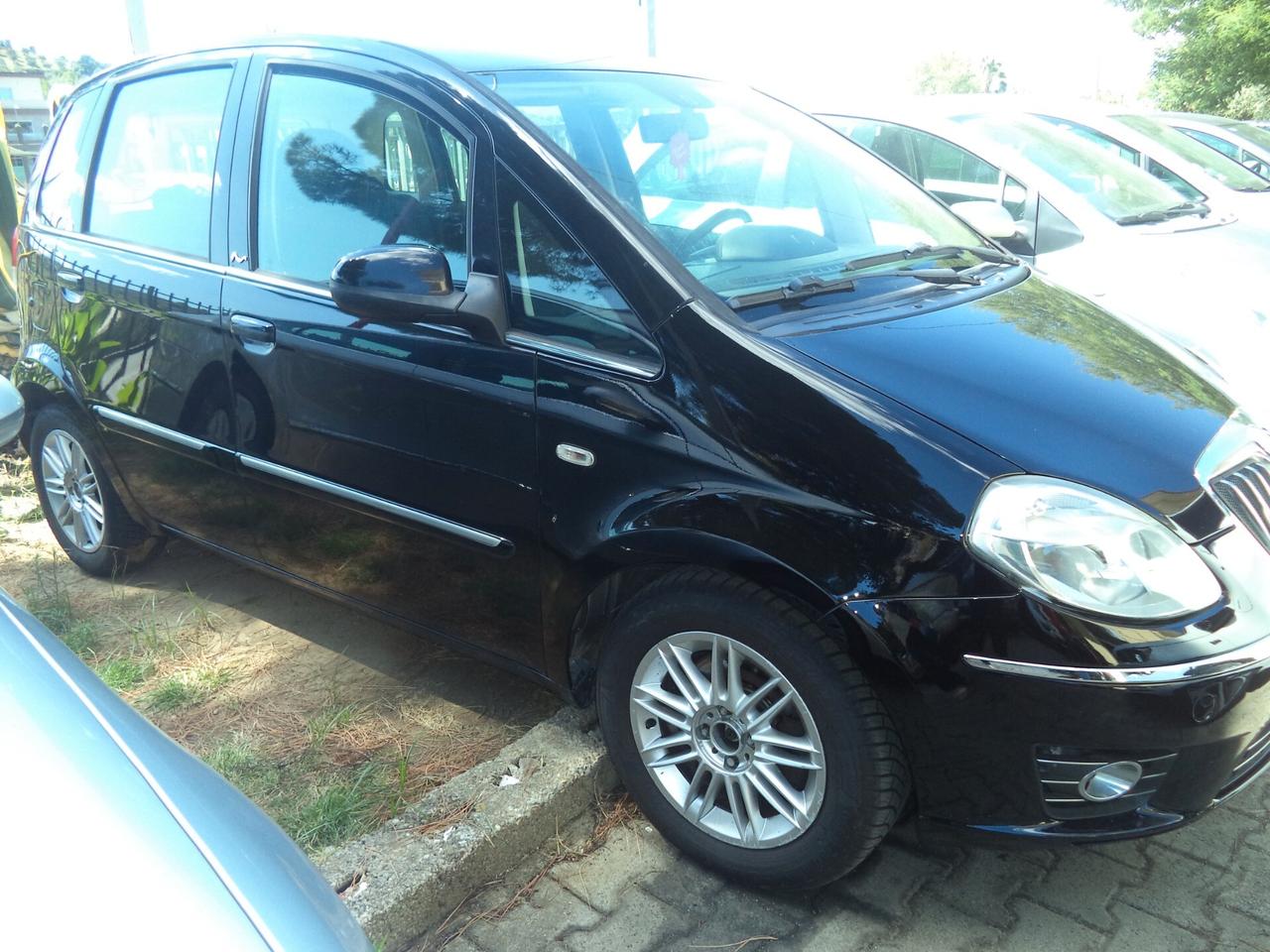 Lancia MUSA 1.3 Mjt 95 CV Platinum