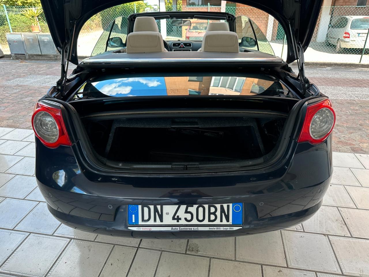 Volkswagen Eos 2.0 TDI (12 RATE)