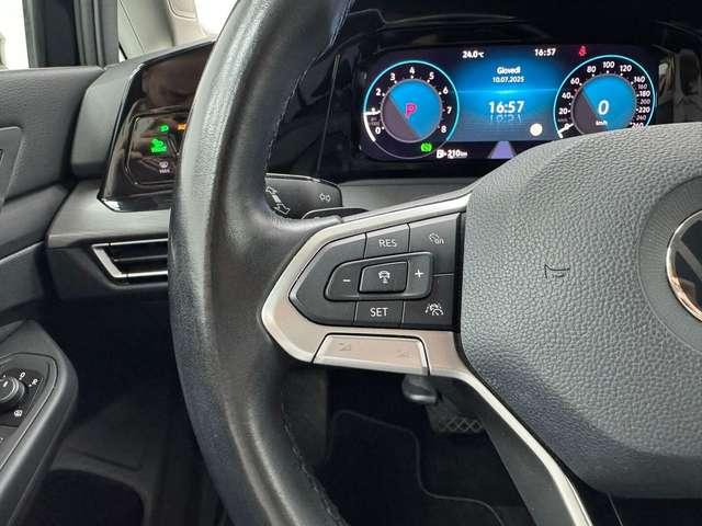Volkswagen Golf 8 STYLE 1.5 eTSI DSG 150CV *MATRIX+RETROCAM* PROMO