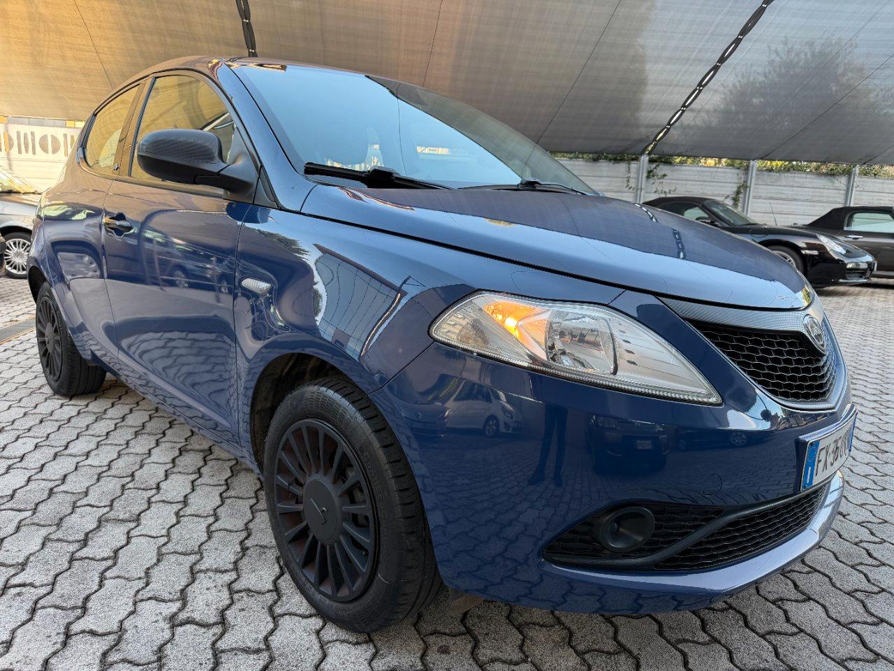 Lancia Ypsilon 5 Porte Ypsilon 1.2 Elefantino Blu s&s 69cv my19 DISTRIBUZIONE NUOVA