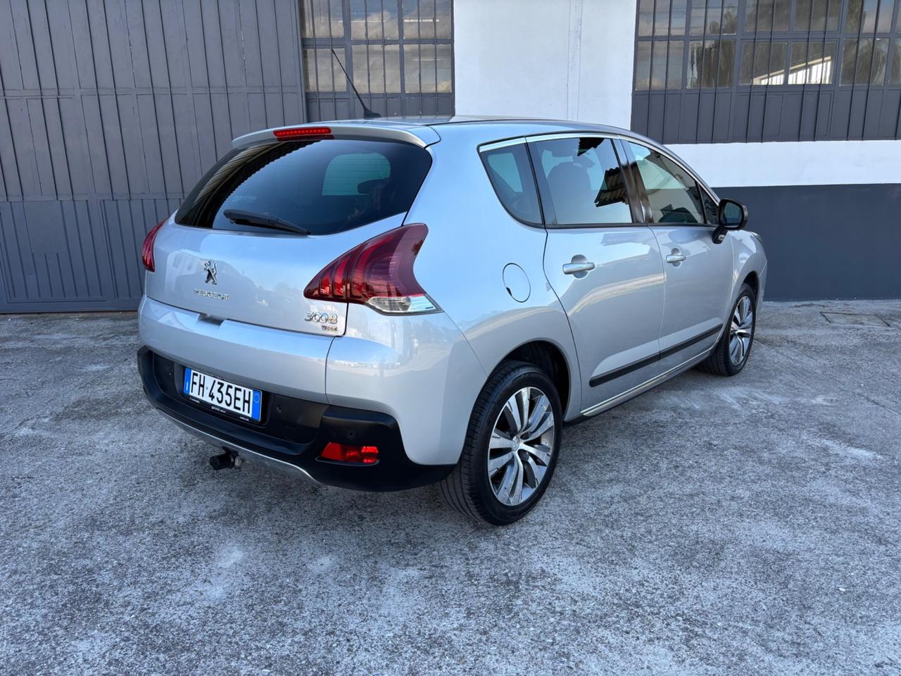 Peugeot 3008 1.6 HDI. Neopatentati. Garanzia