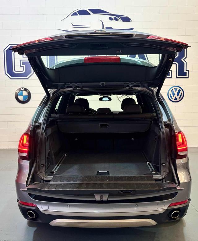 BMW X5 xDrive30d 258CV Luxury ** TUTTA TAGLIANDATA BMW **