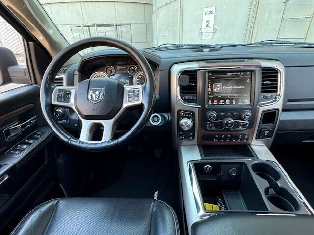 DODGE RAM 1500 LARAMIE 4x4