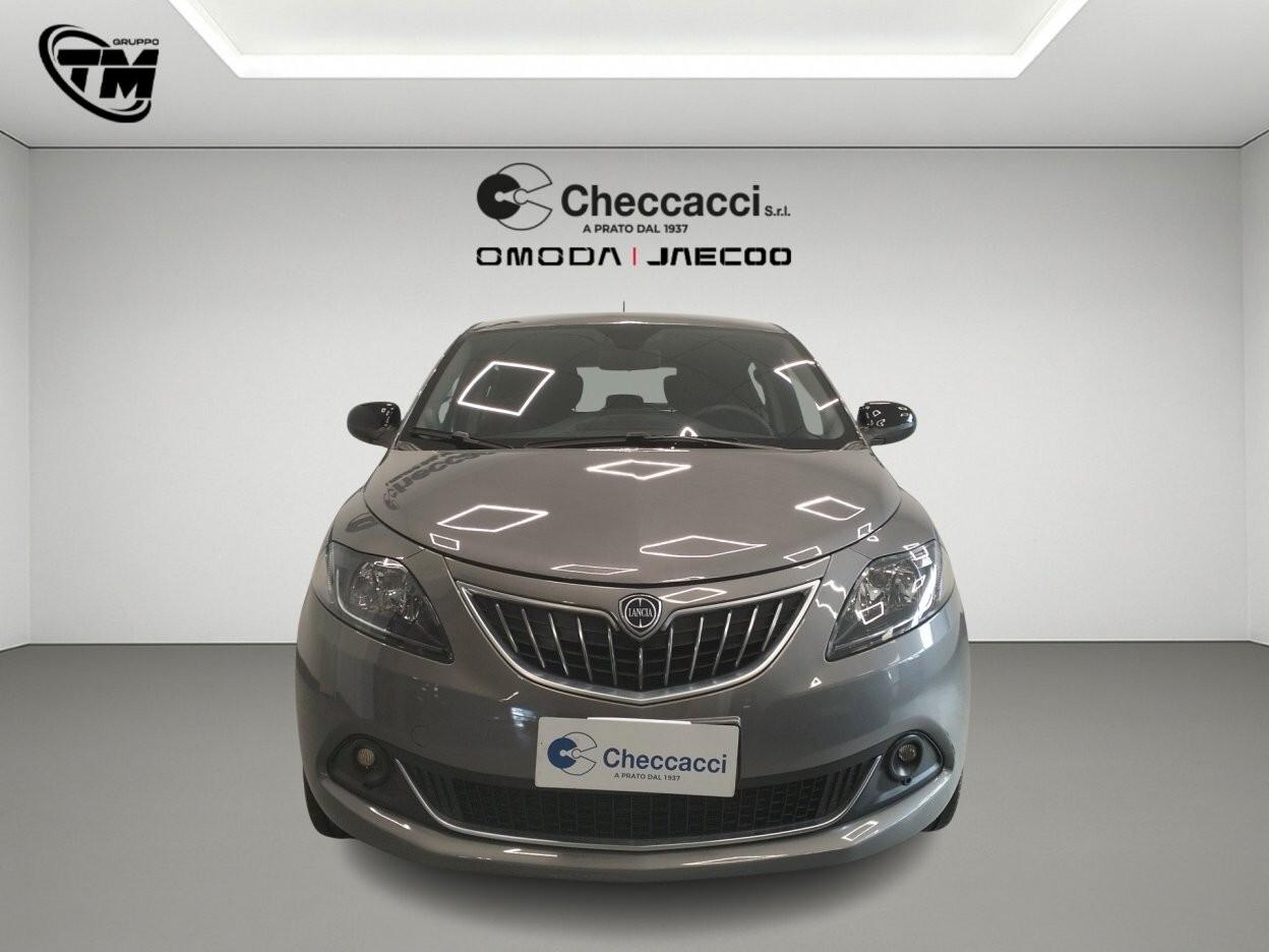 Lancia Ypsilon 1.0 FireFly 5 porte S&S Hybrid Silver