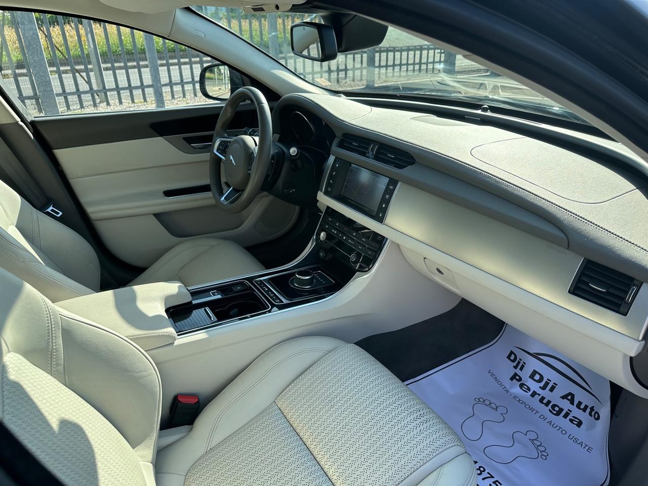 Jaguar XF 2.0 D 240 CV AWD aut. Portfolio