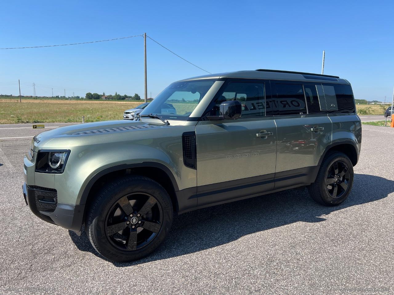 LAND ROVER Defender 110 3.0D I6 250 CV AWD Auto SE