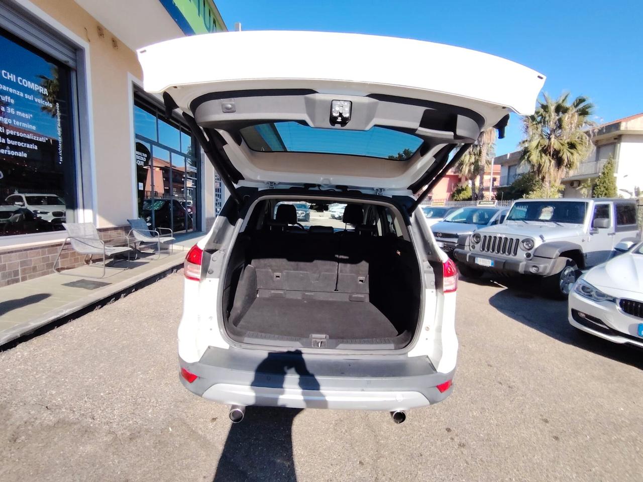 Ford Kuga 2.0 TDCI 140 CV 4WD Titanium