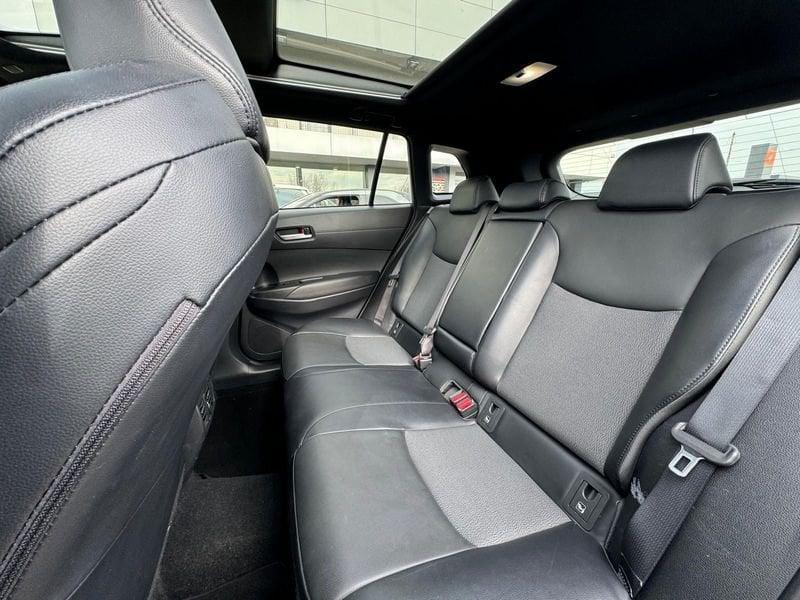 Toyota Corolla Cross 2.0H (197 CV) E-CVT Lounge 4WD