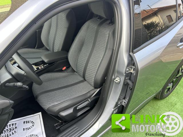 PEUGEOT 2008 1.2 PURETECH ALLURE