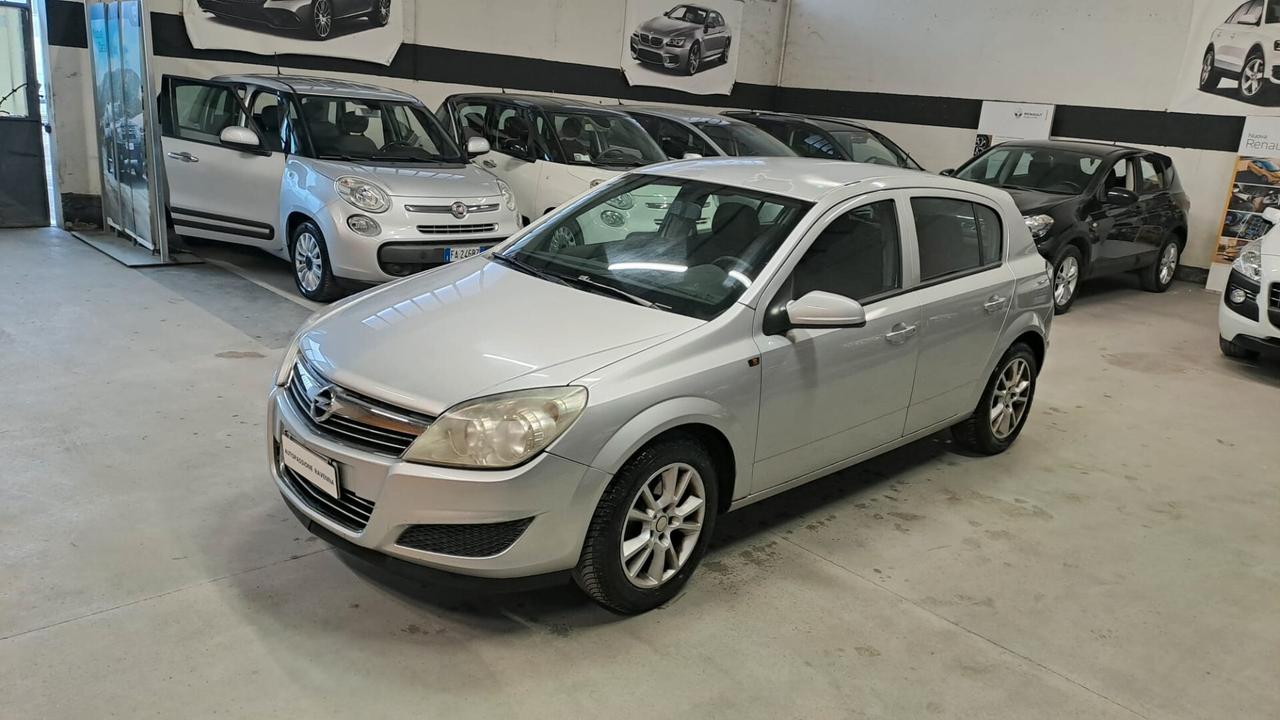 Opel Astra 1.7 CDTI 80CV 5 porte Club