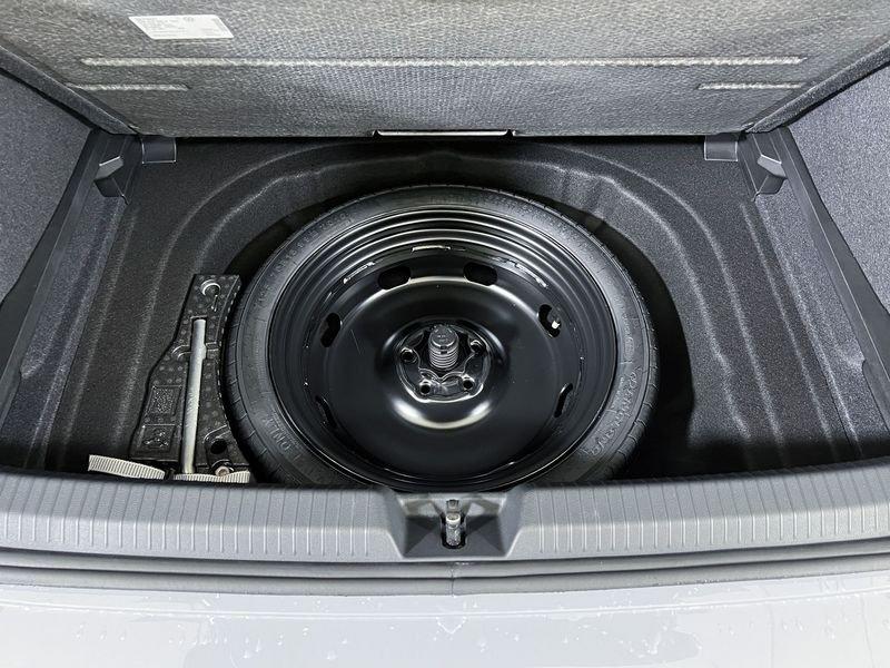 Volkswagen Golf Golf 1.5 etsi R-Line Plus 150cv dsg
