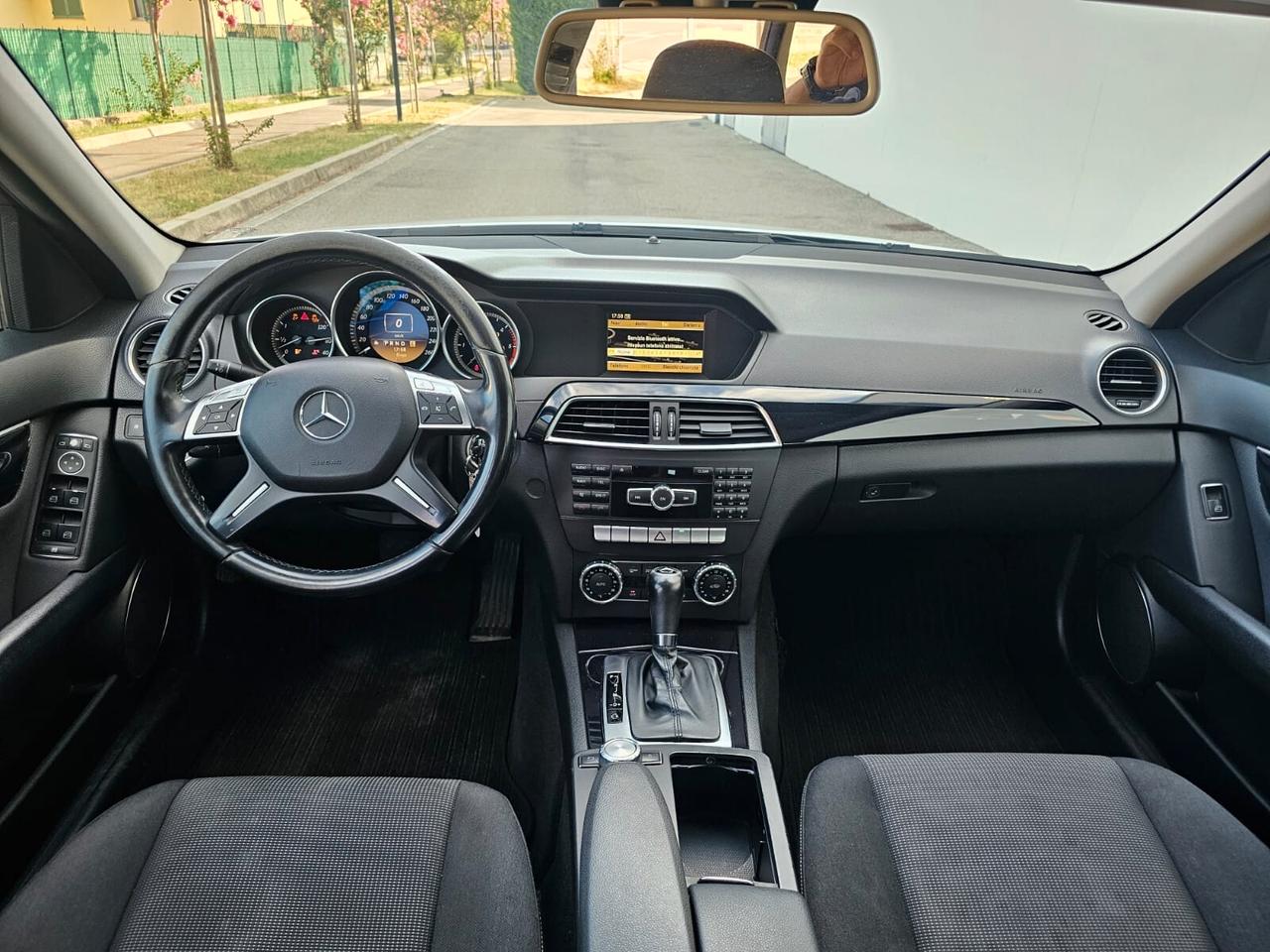Mercedes-benz C 200