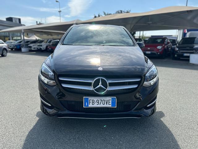 MERCEDES-BENZ B 180 d Automatic Premium