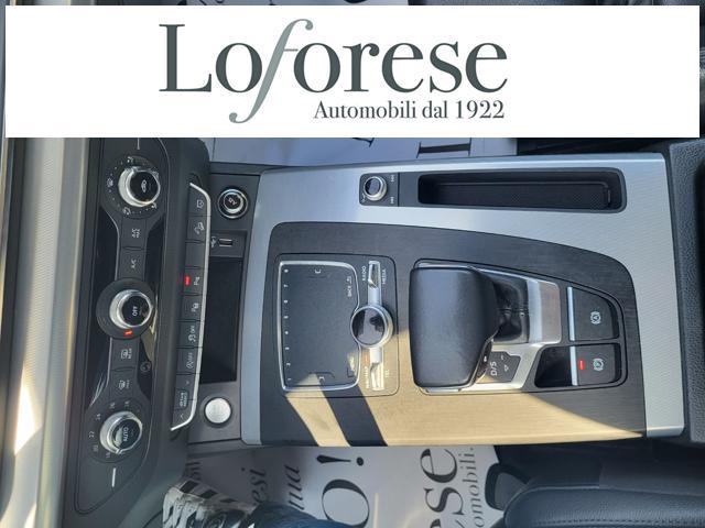 AUDI Q5 40 TDI quattro S tronic Business Sport