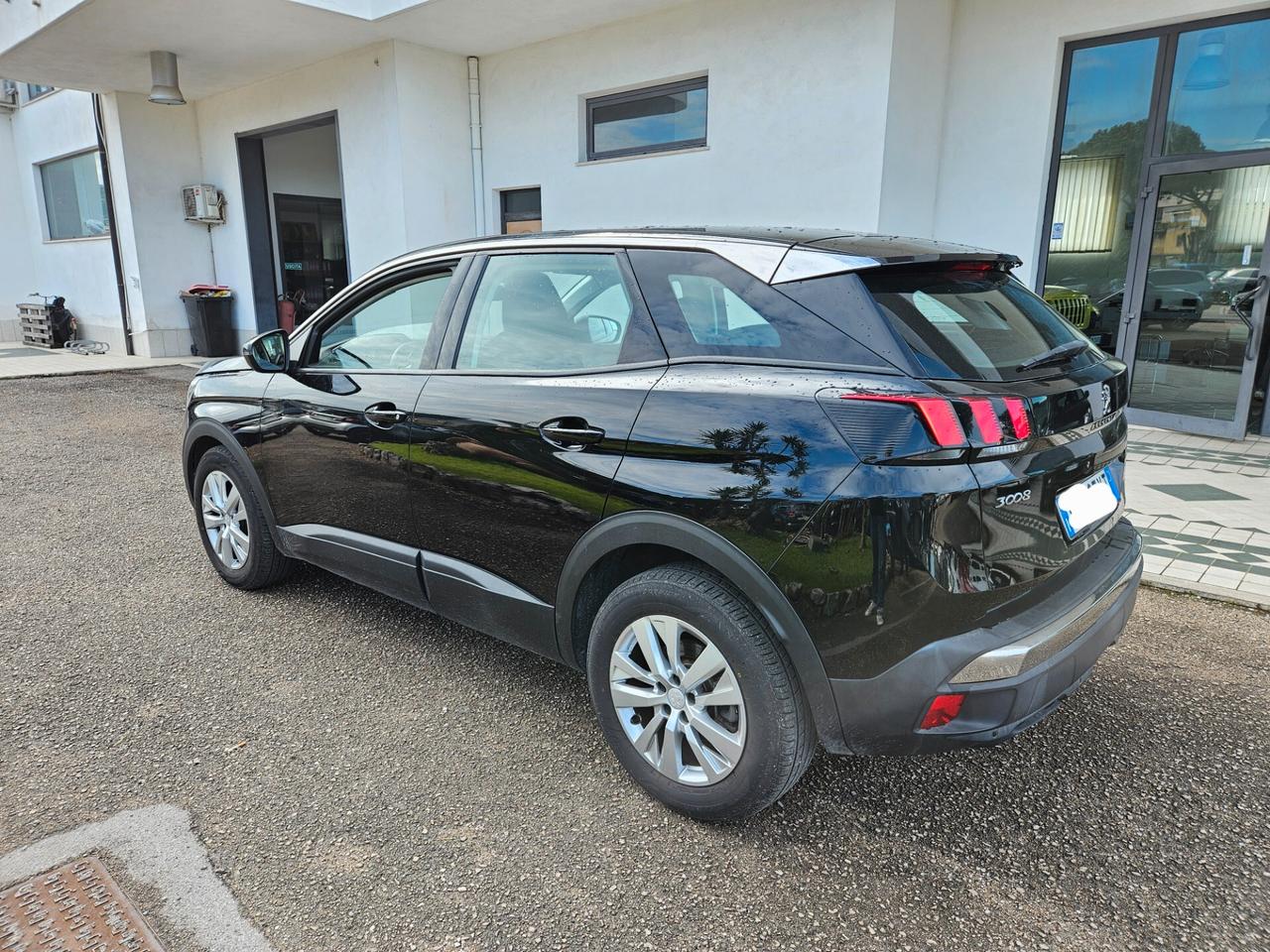 Peugeot 3008 BlueHDi 130 S&S Business