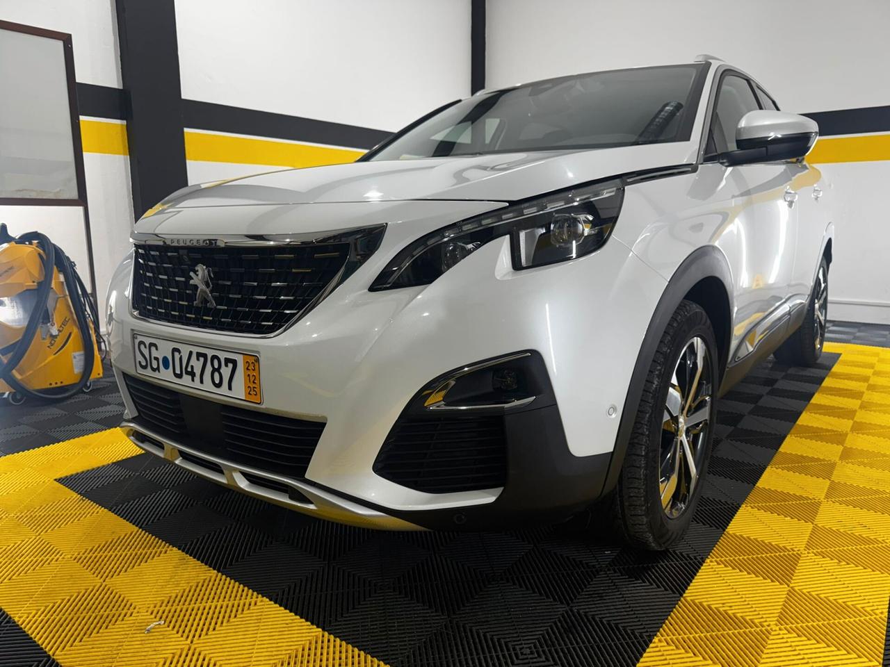 Peugeot 3008 BlueHDi 120 S&S Allure