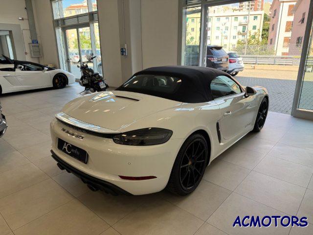 PORSCHE Boxster 4.0 GTS PDK