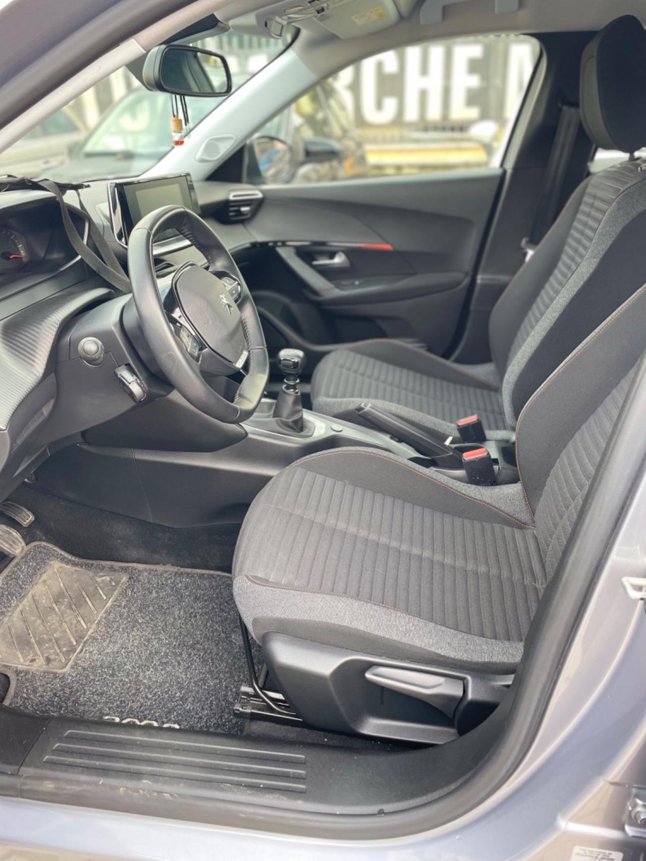 Peugeot 2008 Pure tech Allure