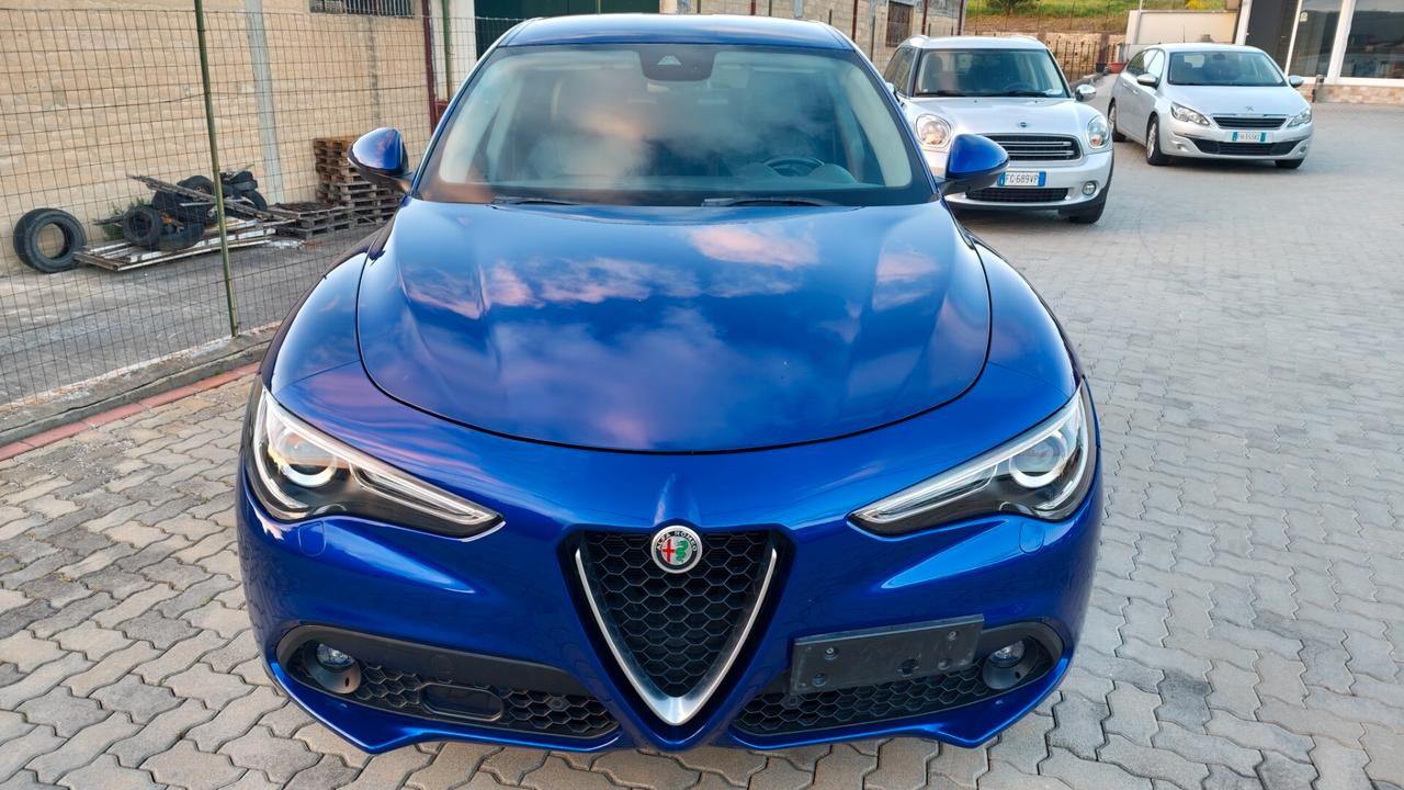 Alfa Romeo Stelvio 2.2 Turbodiesel 190 CV AT8 Q4 Ti