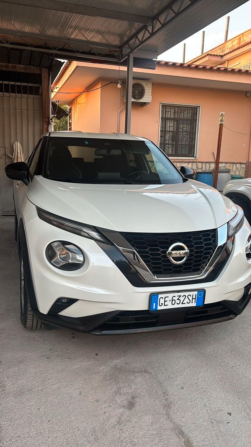 Nissan Juke 1.0 DIG-T 114 CV N-Connecta