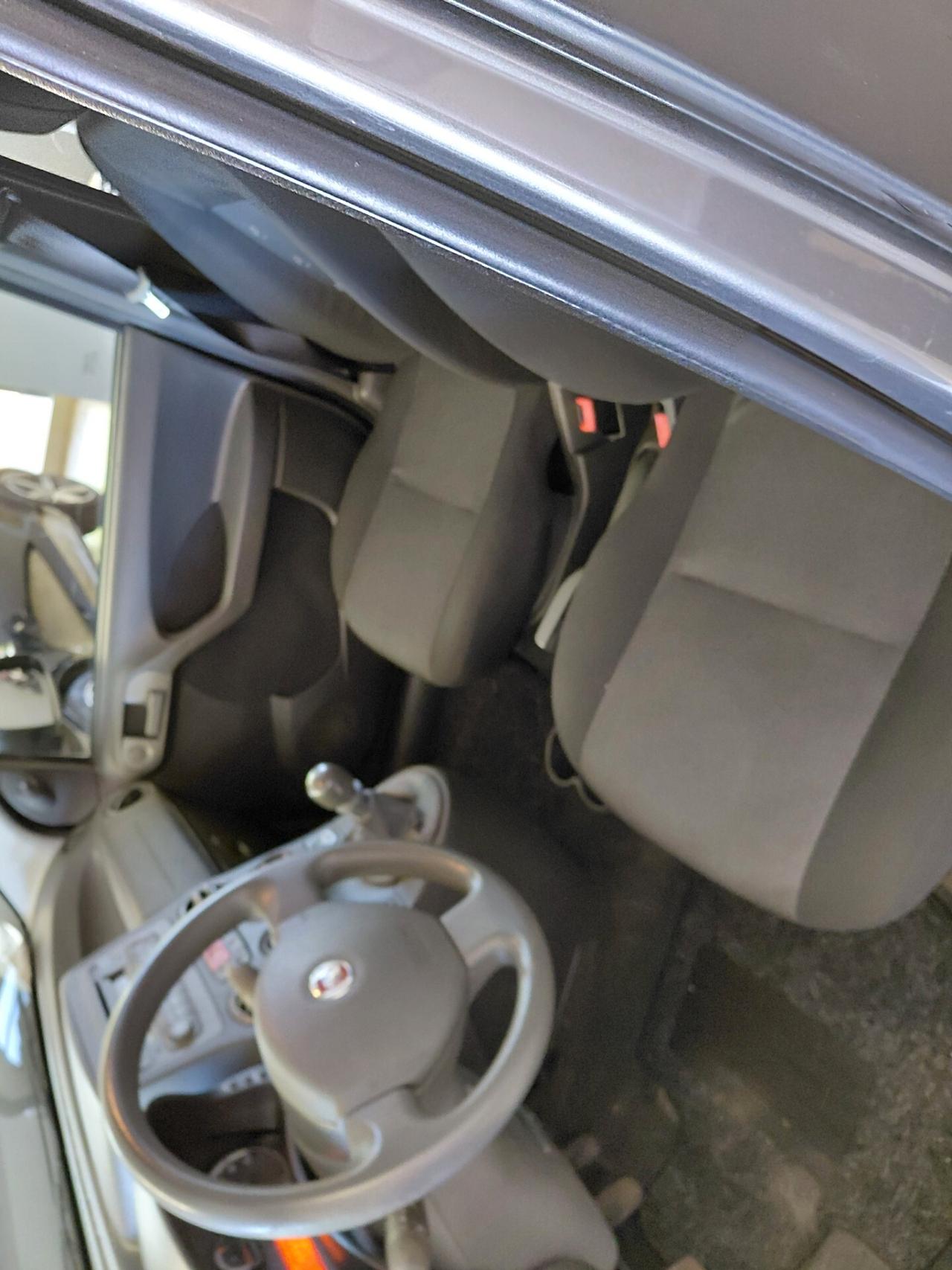 FIAT PANDA ANNO 2010 BZ METANO ADATTA NEOPATENTATI KM 160 MILA