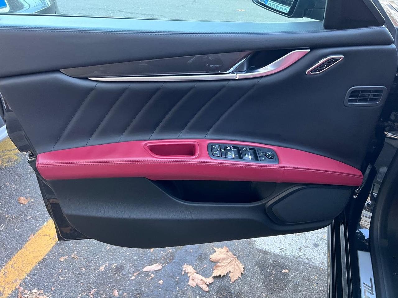 Maserati Ghibli S Modena 3.0 V6 Turbo CARBON #8081