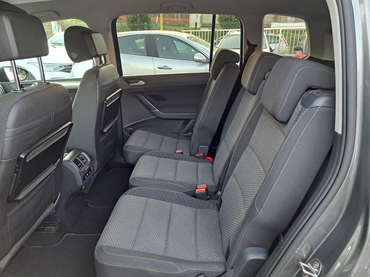 Volkswagen Touran 1.6 TDI 115 CV SCR DSG Highline BlueMotion Tech.